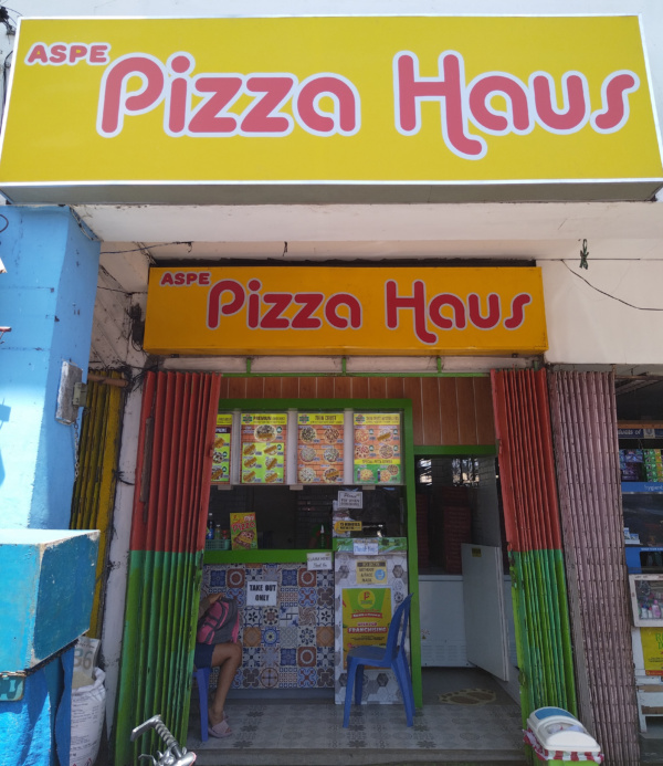 Pizza Haus Pili